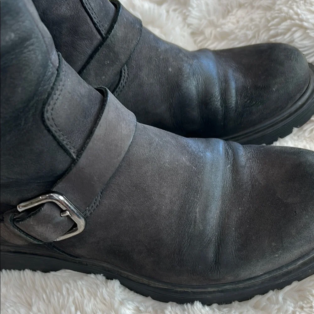 La CANADIENNE Waterproof Microfiber Black Boots Made in Canada